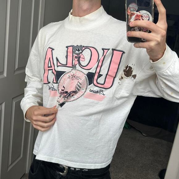 Vintage 80s thrashed ucla bruins longsleeve - Picture 2 of 8